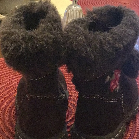 Arizona brown suede boots with pompous size 5 suede flowers warm school … - Picture 11 of 12